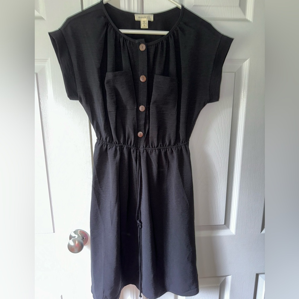 Monteau black dress with brown buttons